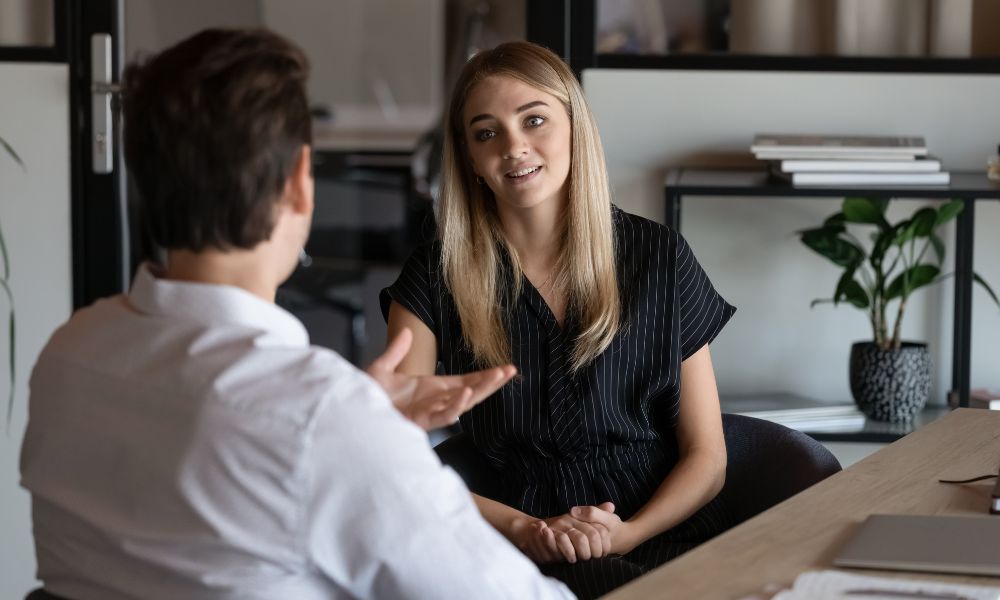 10 Interview Questions To Ask Your Next Sales Executive